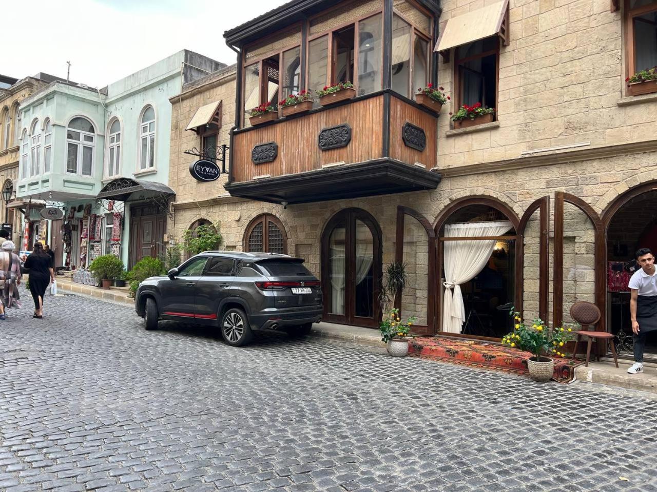 Sweet And Comfort Apartment In The Old City Icheri Sheher Baku Exterior foto