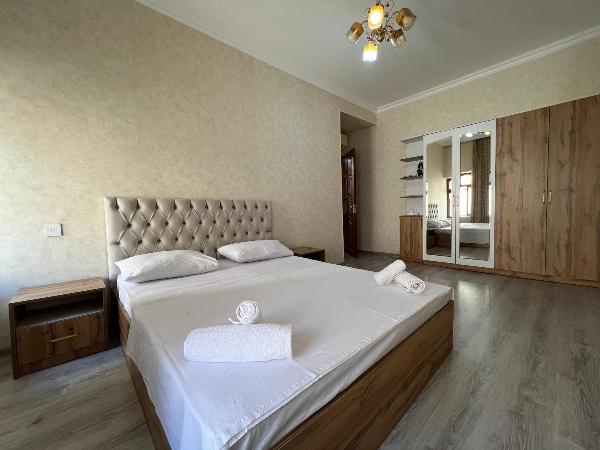 Sweet And Comfort Apartment In The Old City Icheri Sheher Baku Exterior foto